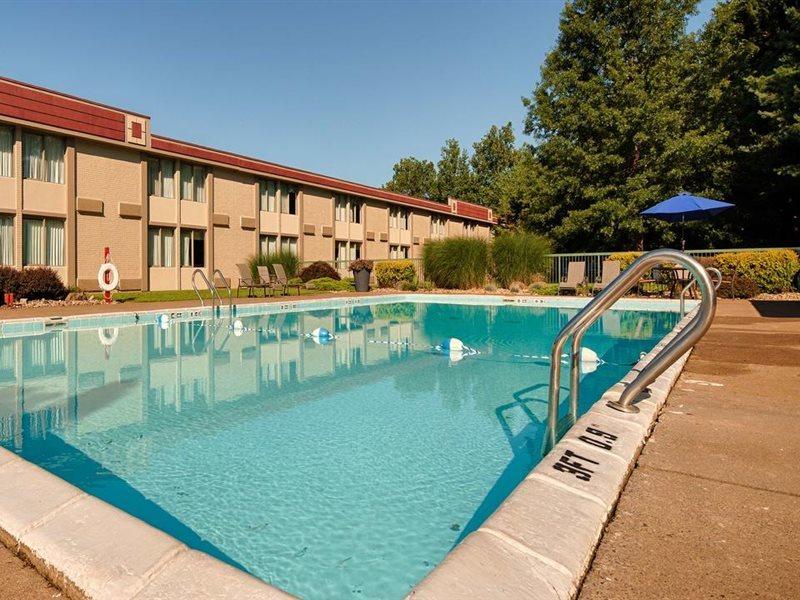 Baymont Inn & Suites Marietta Exterior foto