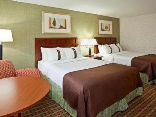 Baymont Inn & Suites Marietta Habitación foto
